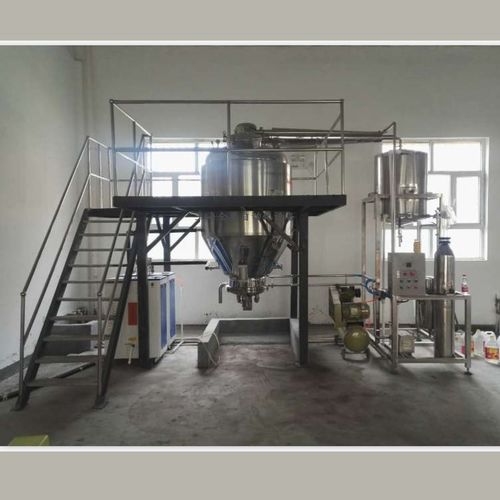 仝莫植物精油提取機(jī),生產(chǎn)仝莫精油蒸餾設(shè)備廠家